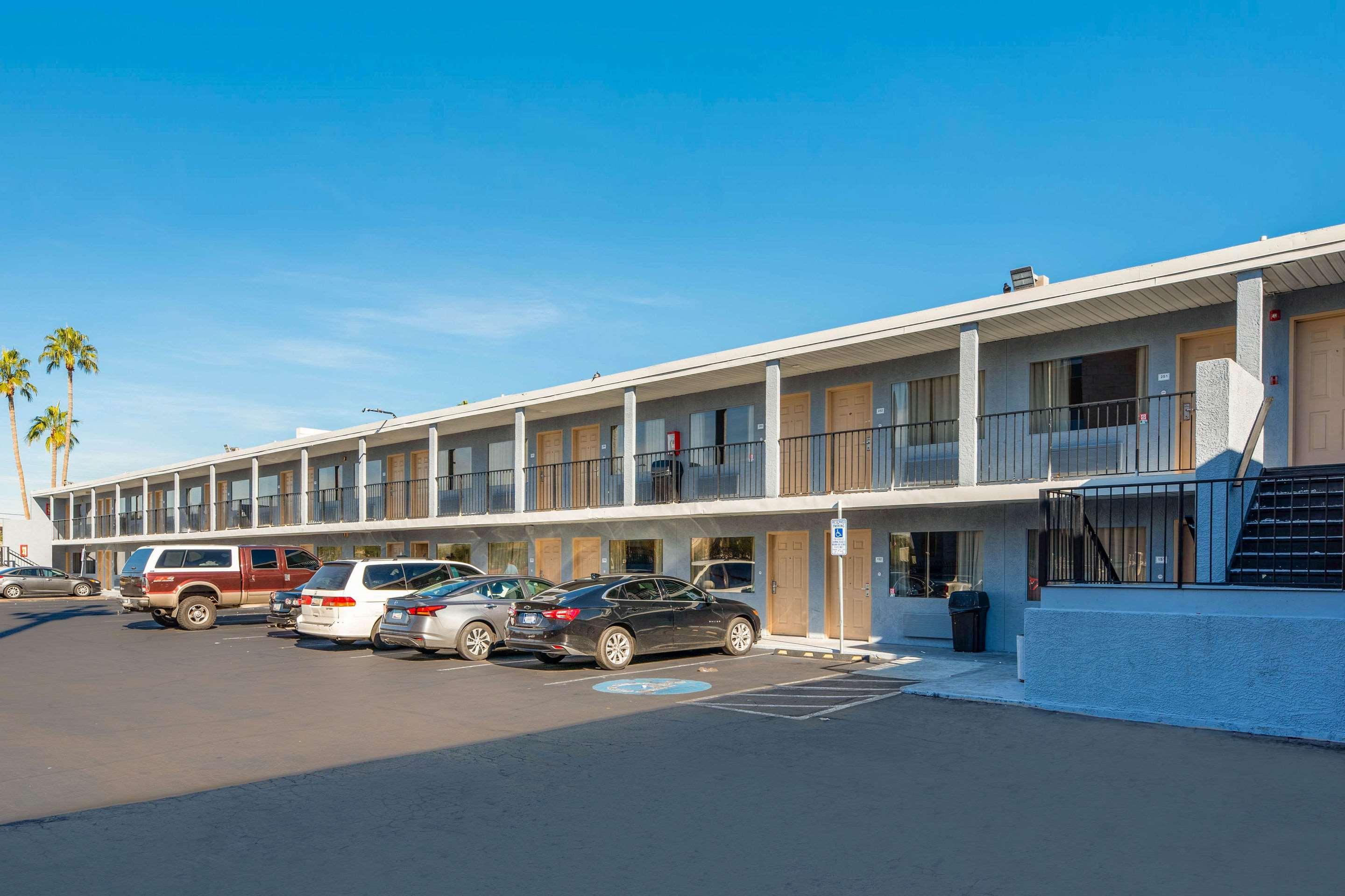 Econo Lodge Phoenix North I-17 Dış mekan fotoğraf