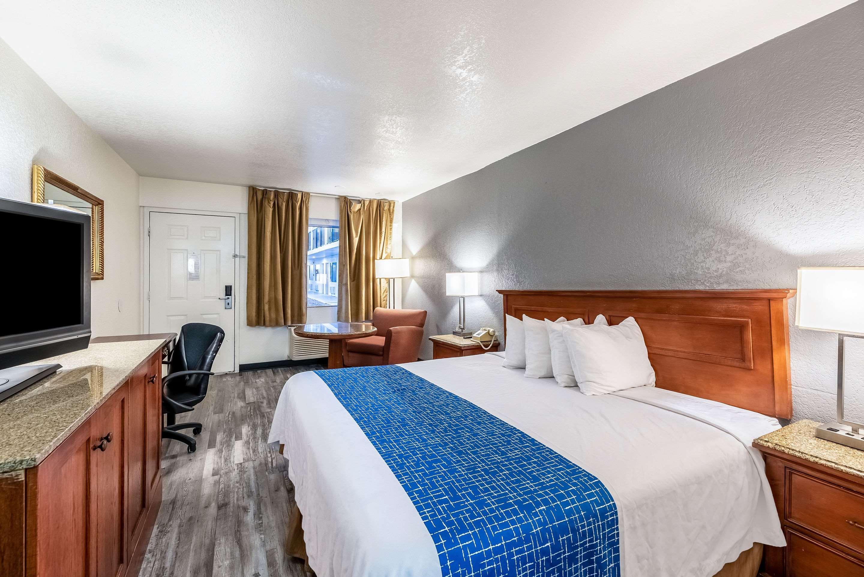 Econo Lodge Phoenix North I-17 Dış mekan fotoğraf
