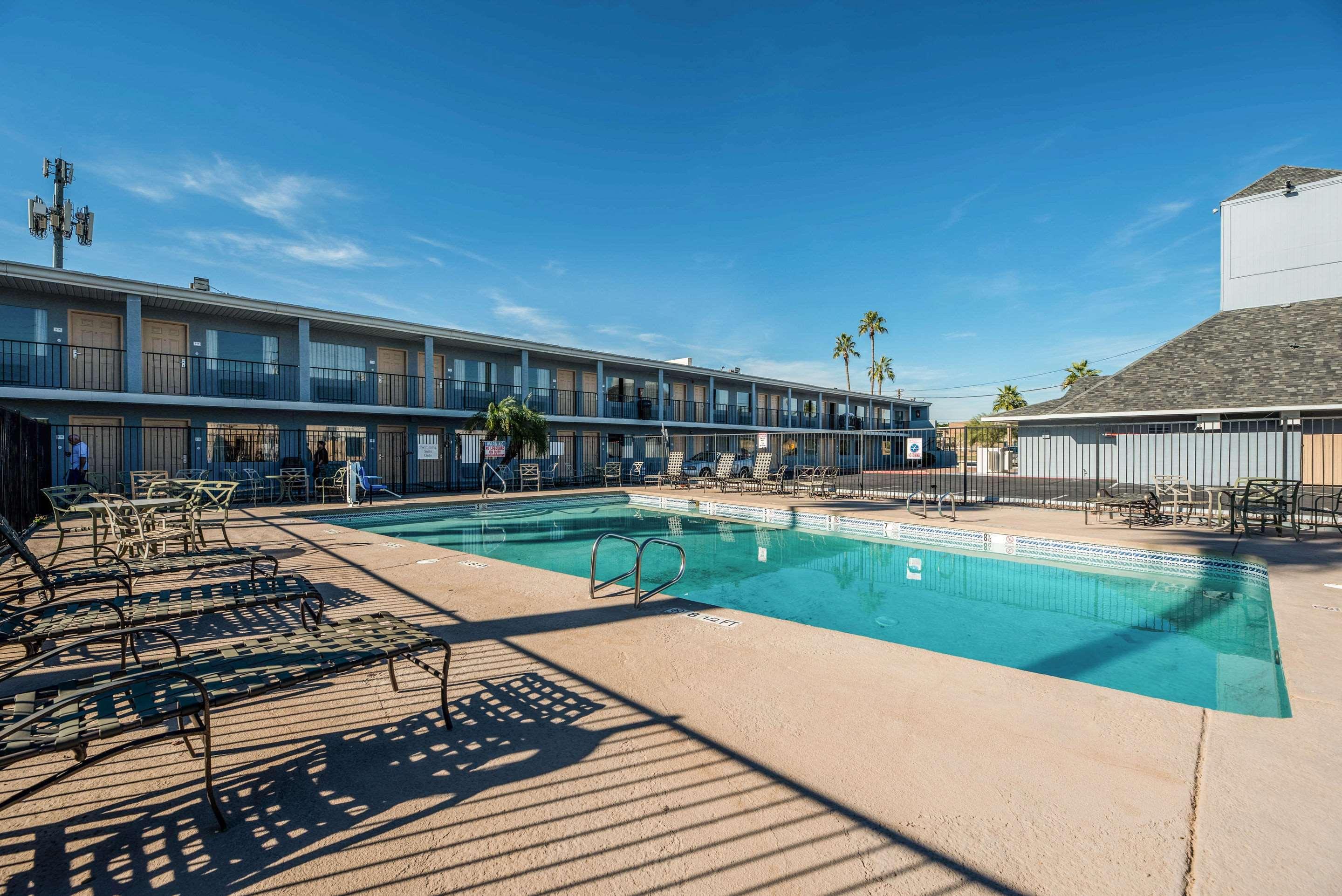 Econo Lodge Phoenix North I-17 Dış mekan fotoğraf