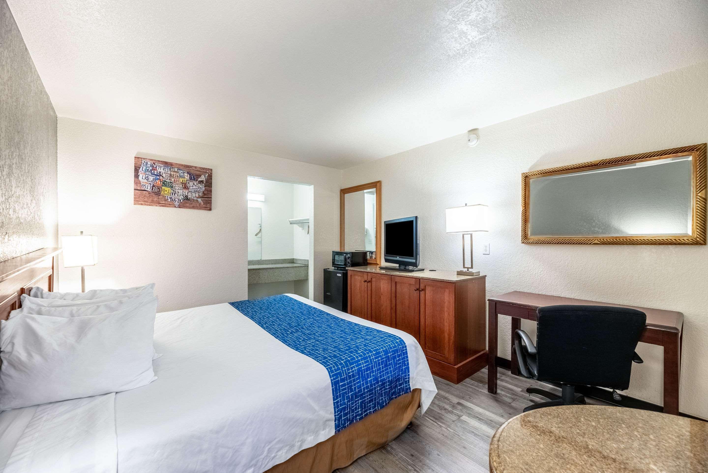 Econo Lodge Phoenix North I-17 Dış mekan fotoğraf