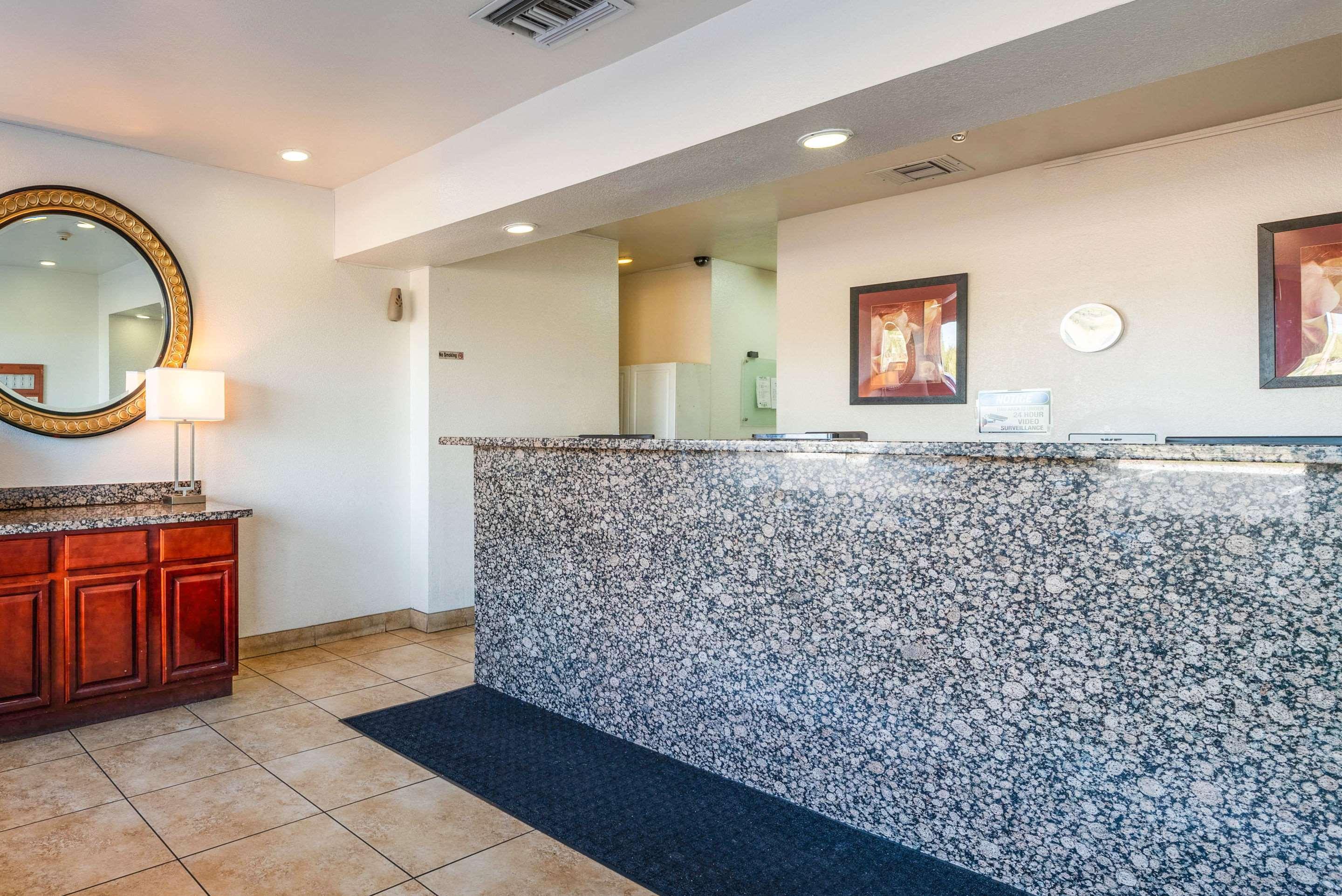 Econo Lodge Phoenix North I-17 Dış mekan fotoğraf