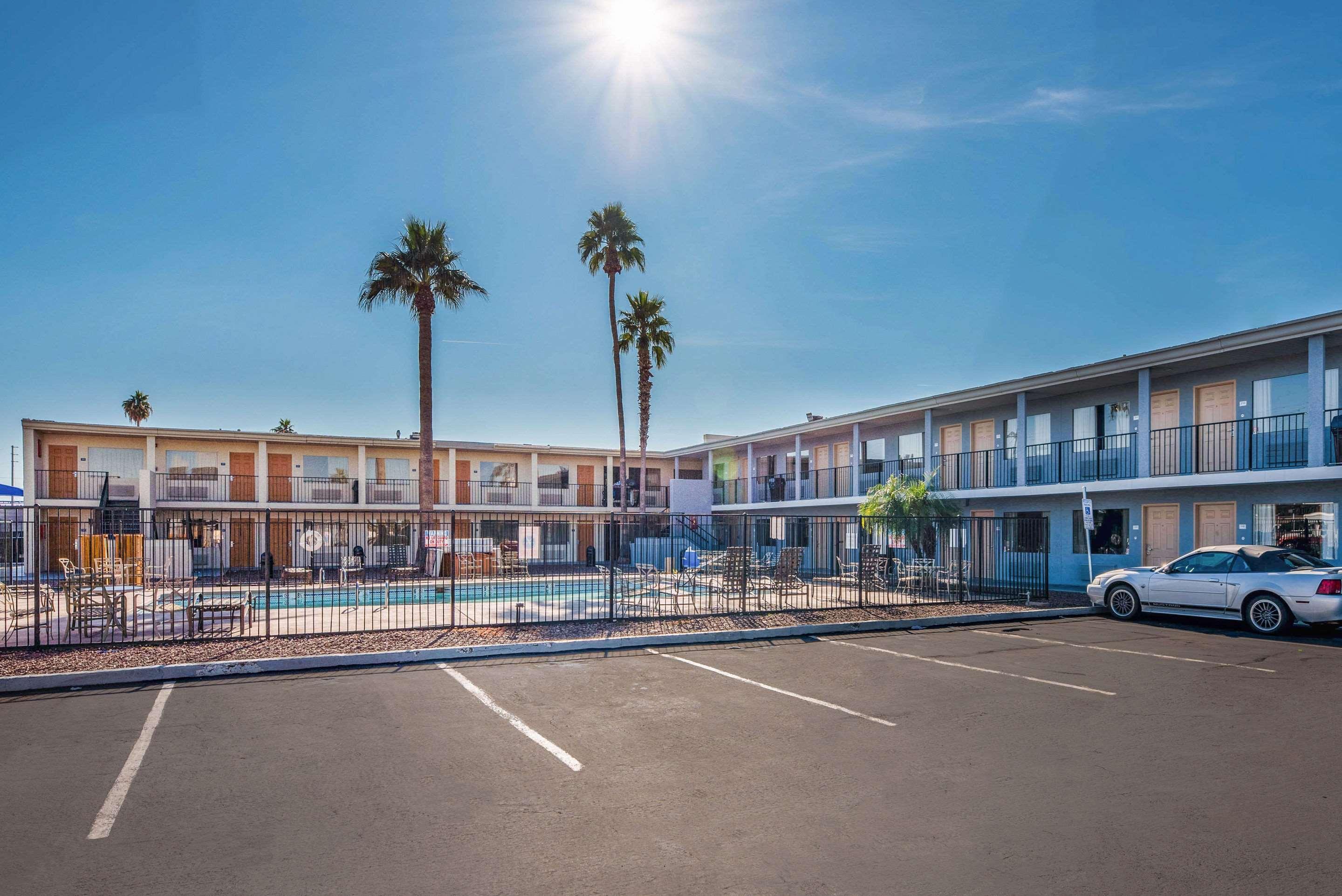 Econo Lodge Phoenix North I-17 Dış mekan fotoğraf